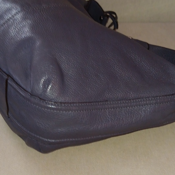 Coach Avery small leather grey hobo bag - Picture 7 of 13